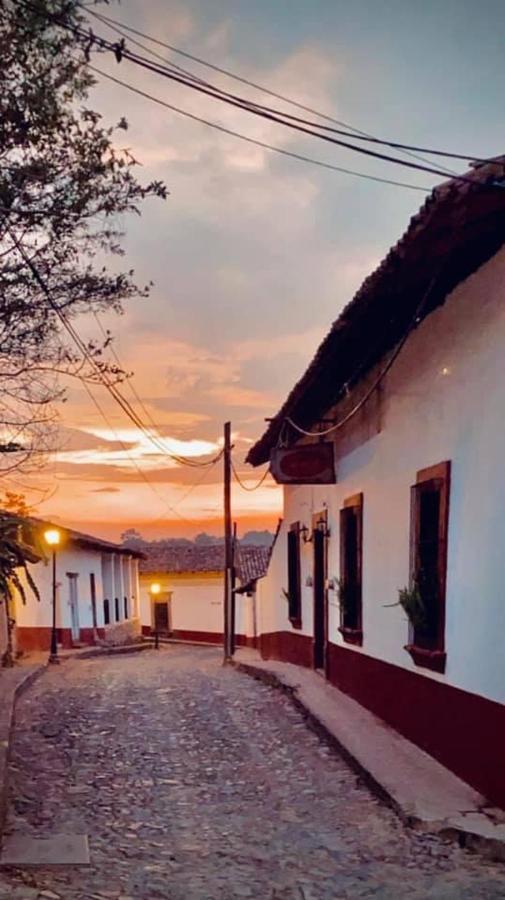 Hotel De Cervantes San Sebastián del Oeste エクステリア 写真